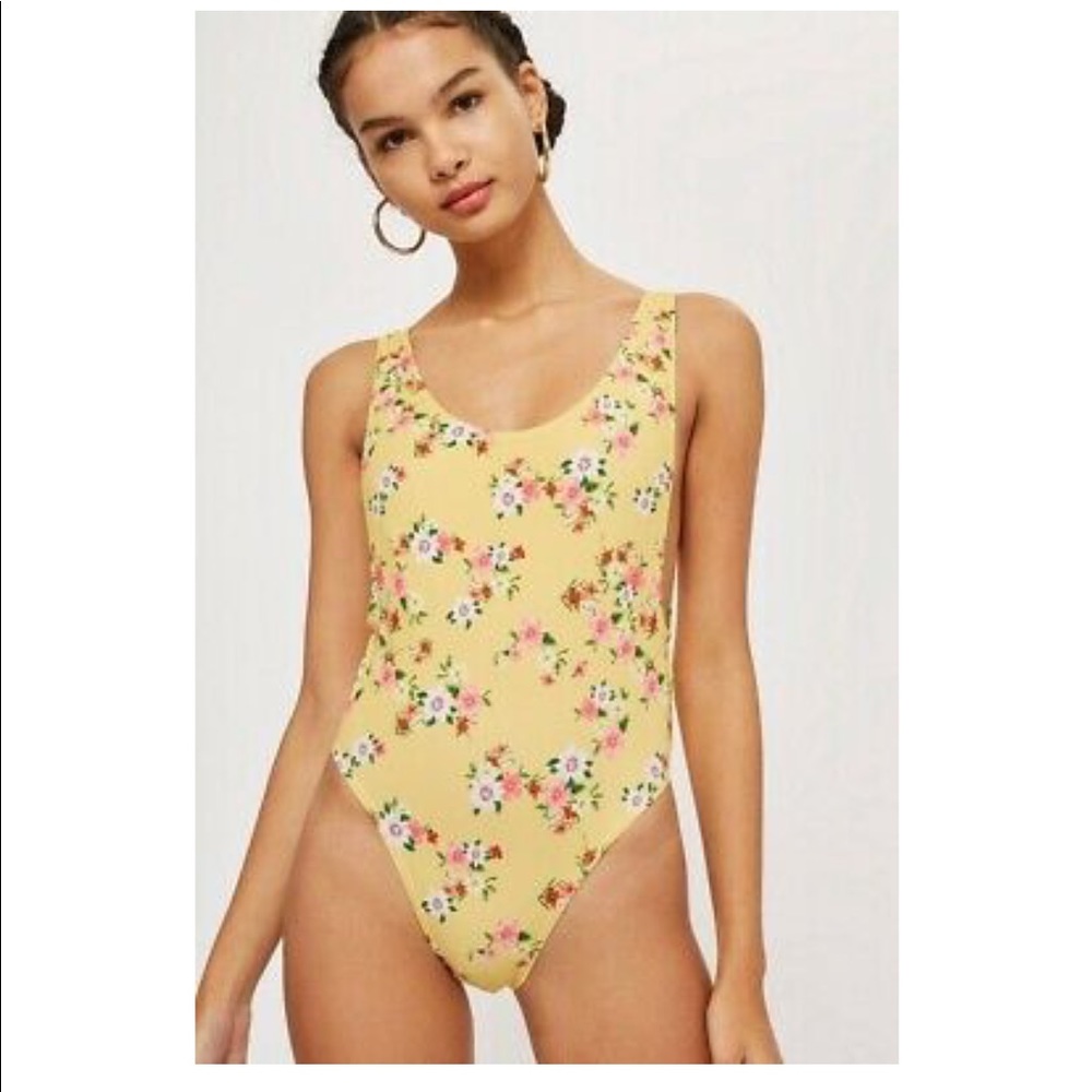 Topshop Brand new yellow flower print